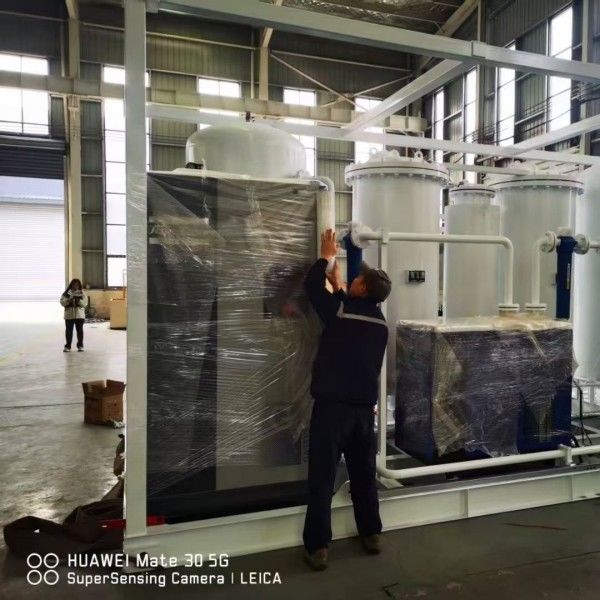 लेजर कटिंग के लिए पीएसए नाइट्रोजन जनरेटर प्रेशर रेगुलेटर के साथ