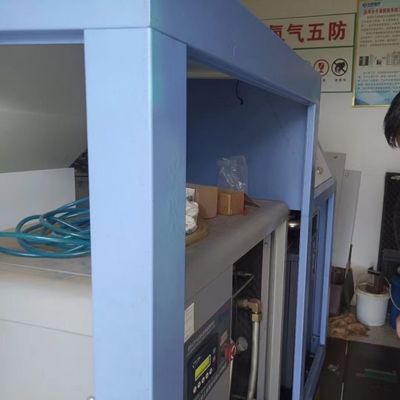 साइट पर एयर कंप्रेसर सिलेंडर बैकअप के साथ वायु पृथक्करण ऑक्सीजन मशीन